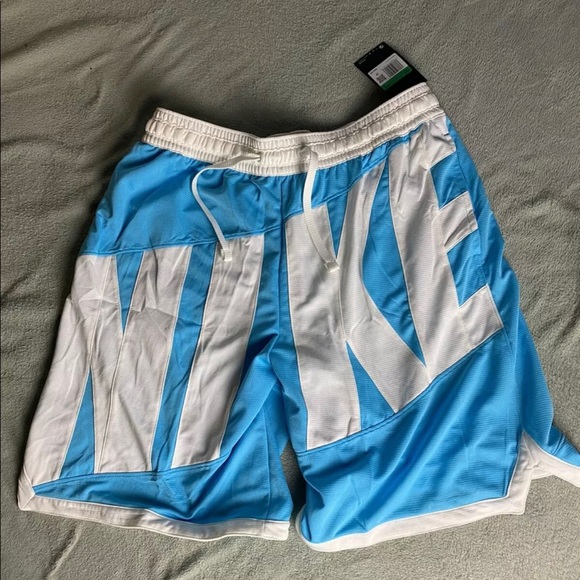 nike men's extra bold basketball shorts